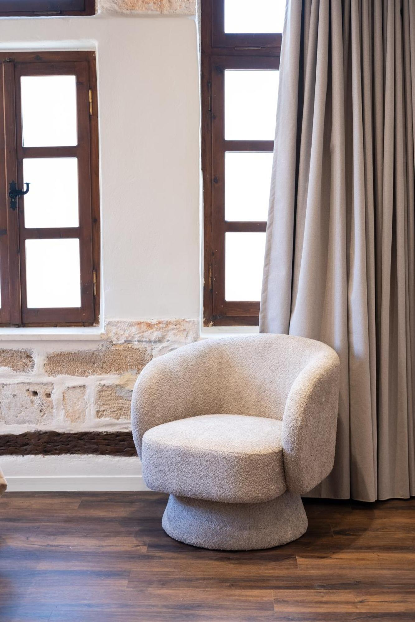 Qualia Slowlife Suites Hriszí Aktí Haniá Kültér fotó