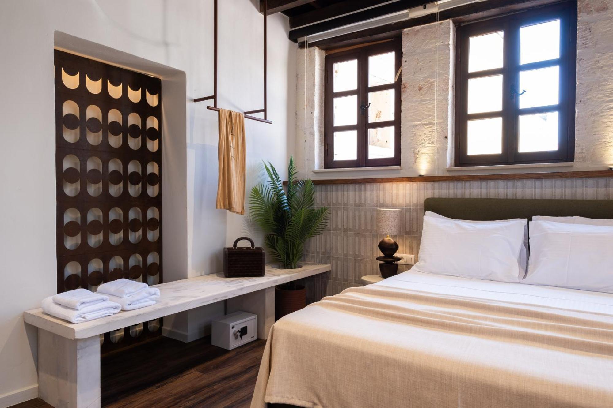 Qualia Slowlife Suites Hriszí Aktí Haniá Kültér fotó